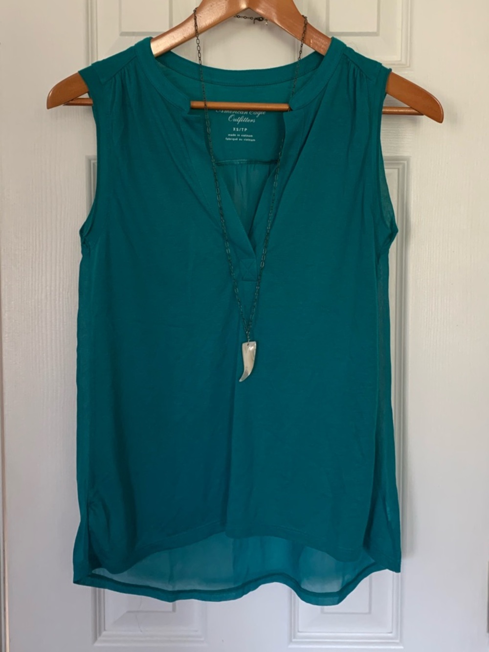 Retro AEO Teal Split Neck Chiffon Back Blouse